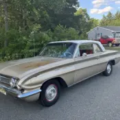 1961 Gold Buick Skylark thumbnail