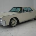 1961 Gold Lincoln Continental thumbnail
