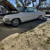1961 White Oldsmobile 88 thumbnail