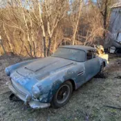 1962 Blue Aston Martin DB4 thumbnail