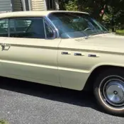 1962 Yellow Buick LeSabre thumbnail