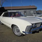 1963 White Buick Riviera thumbnail