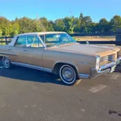 1964 Tan Pontiac Bonneville thumbnail