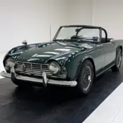 1964 British Racing Green Triumph TR4 thumbnail