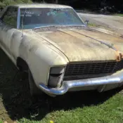 1965 Yellow Buick Riviera thumbnail
