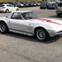 1965 White Chevrolet Corvette thumbnail