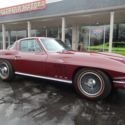 1965 Milano maroon Chevrolet Corvette thumbnail