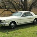 1965  Ford Mustang thumbnail