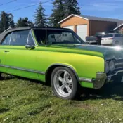 1965 Green Oldsmobile 442 thumbnail