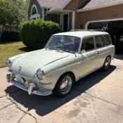1965 Brown Volkswagen Squareback thumbnail