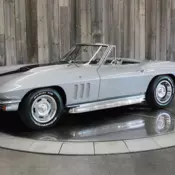 1966 Silver Chevrolet Corvette thumbnail