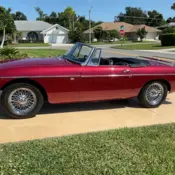 1966 Red MG B thumbnail