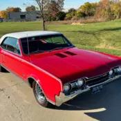 1967 Red Oldsmobile 442 thumbnail