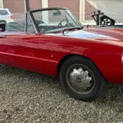 1967 Red Alfa Romeo Spider Duetto thumbnail