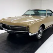 1967 Gold Mist Buick Riviera thumbnail
