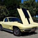 1967 Yellow Chevrolet Corvette thumbnail