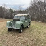 1967 Green Land Rover 109 Series II thumbnail