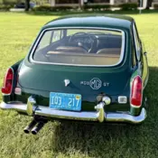 1968 Green MG MGB thumbnail
