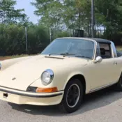 1968 Ivory Porsche 911 thumbnail