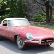 1969 Burgundy Jaguar XKE thumbnail