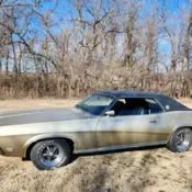 1969 Gold Mercury Cougar thumbnail