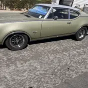 1969 Green Oldsmobile Cutlass thumbnail