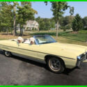 1969 Yellow Pontiac Bonneville thumbnail