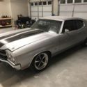1970 Silver Chevrolet Chevelle thumbnail