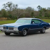 1970 Twilight Blue Metallic Oldsmobile Cutlass thumbnail