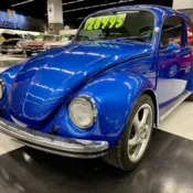 1970 Blue Volkswagen Beetle thumbnail