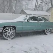 1971 Green Cadillac DeVille thumbnail