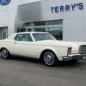 1971 White Lincoln Mark III thumbnail