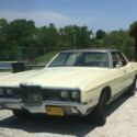 1971 Yellow Ford LTD thumbnail