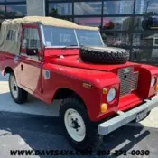 1971 Red Land Rover 88 thumbnail