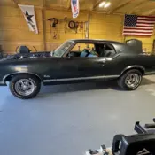 1971 Green Oldsmobile Cutlass thumbnail