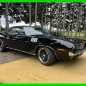 1971 Black Plymouth Cuda thumbnail