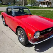1971 Red Triumph TR6 thumbnail