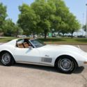 1972 White Chevrolet Corvette thumbnail