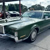 1972 Green Lincoln Mark lV thumbnail