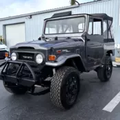 1972 Grey Toyota FJ Cruiser thumbnail
