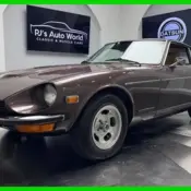 1973 Brown Datsun 240Z thumbnail