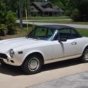 1975 White Fiat 124 Spider thumbnail