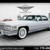1975 Silver Cadillac Fleetwood thumbnail