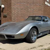 1975 Silver Chevrolet Corvette thumbnail