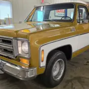 1976 Yuba Gold & Frost White GMC Sierra 1500 thumbnail