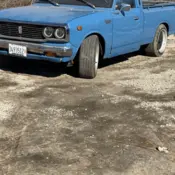 1976 Blue Toyota Hilux thumbnail