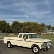 1977 White Ford F-250 thumbnail