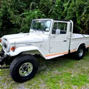 1977 Tan Toyota Land Cruiser thumbnail