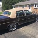 1978 Brown Cadillac DeVille thumbnail