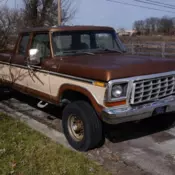 1978 2-Tone Brown/Beige Ford F-250 thumbnail